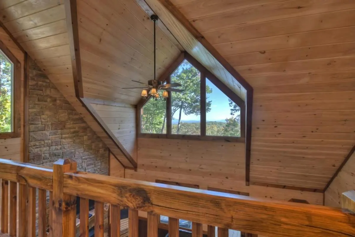 Holiday home Heavenly Escape In Br Mtns - Hot Tub & Pool Table *
