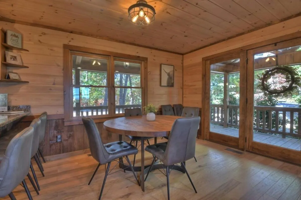 Heavenly Escape In Br Mtns - Hot Tub & Pool Table Holiday home Blue Ridge