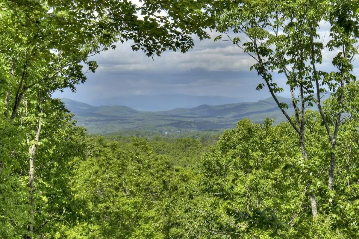 Holiday home Heavenly Escape In Br Mtns - Hot Tub & Pool Table *