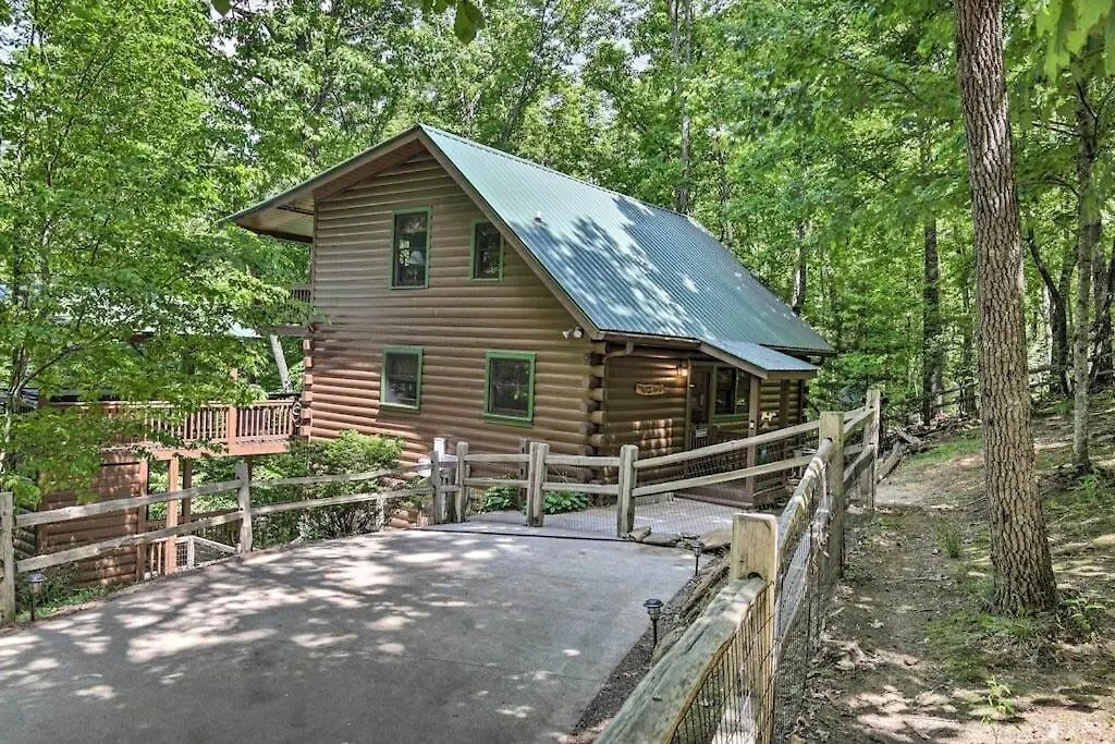 Holiday home Pet-friendly Mountain Retreat Fire Pit Hot Tub *