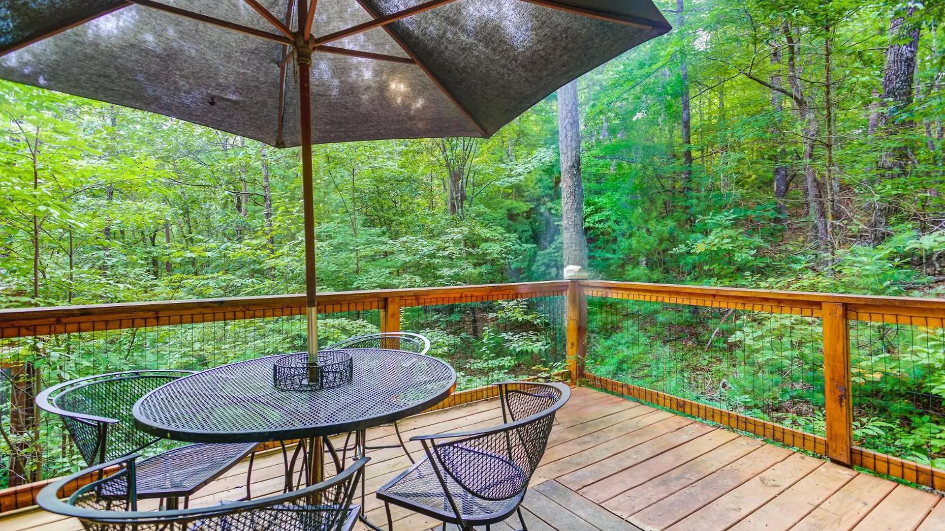Lazy Bear Den - 2 Bed 1 Bath Vacation In Holiday home *