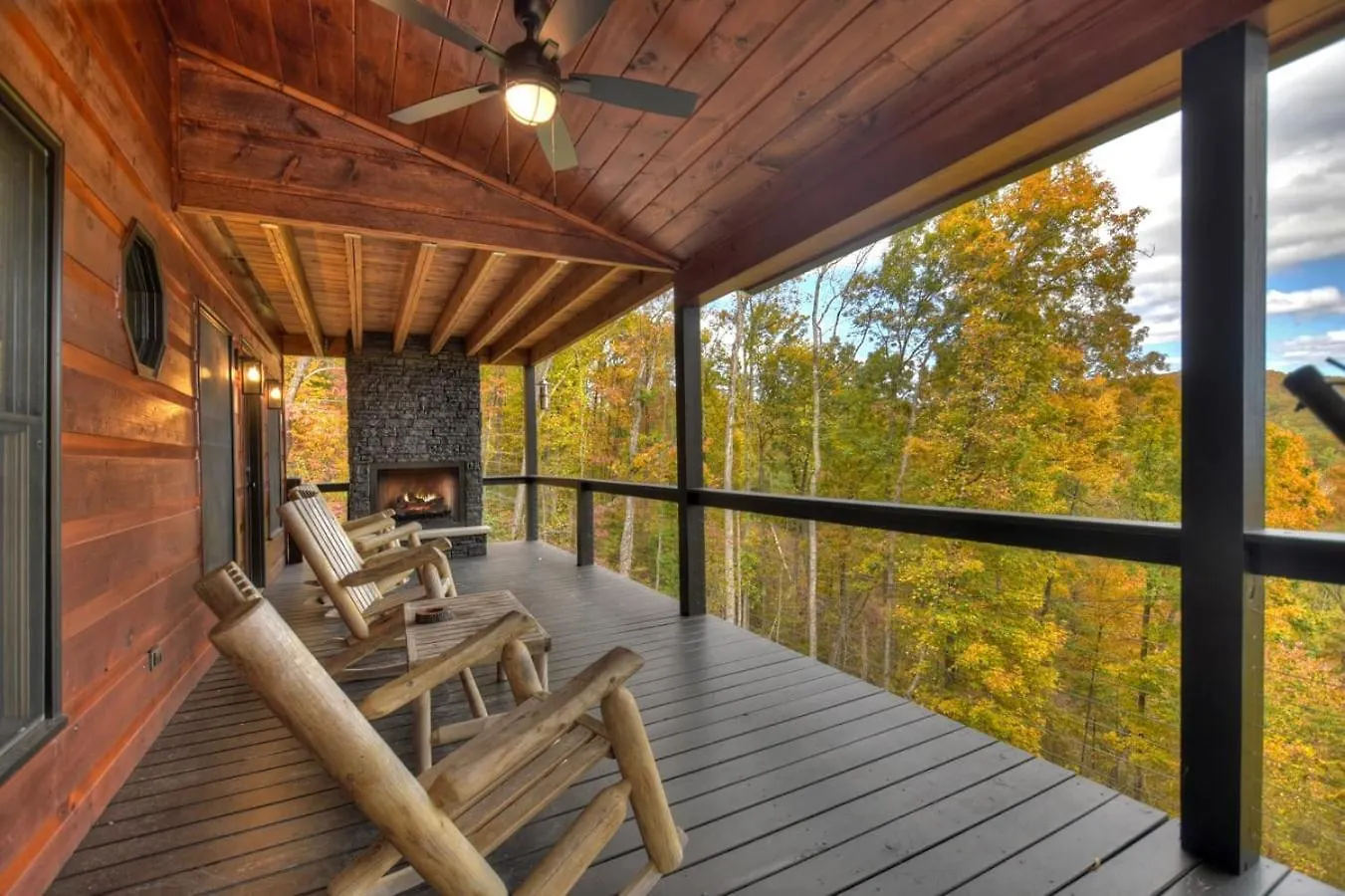 Holiday home High Camp Retreat W Mtn View Hot Tub Pool Table *