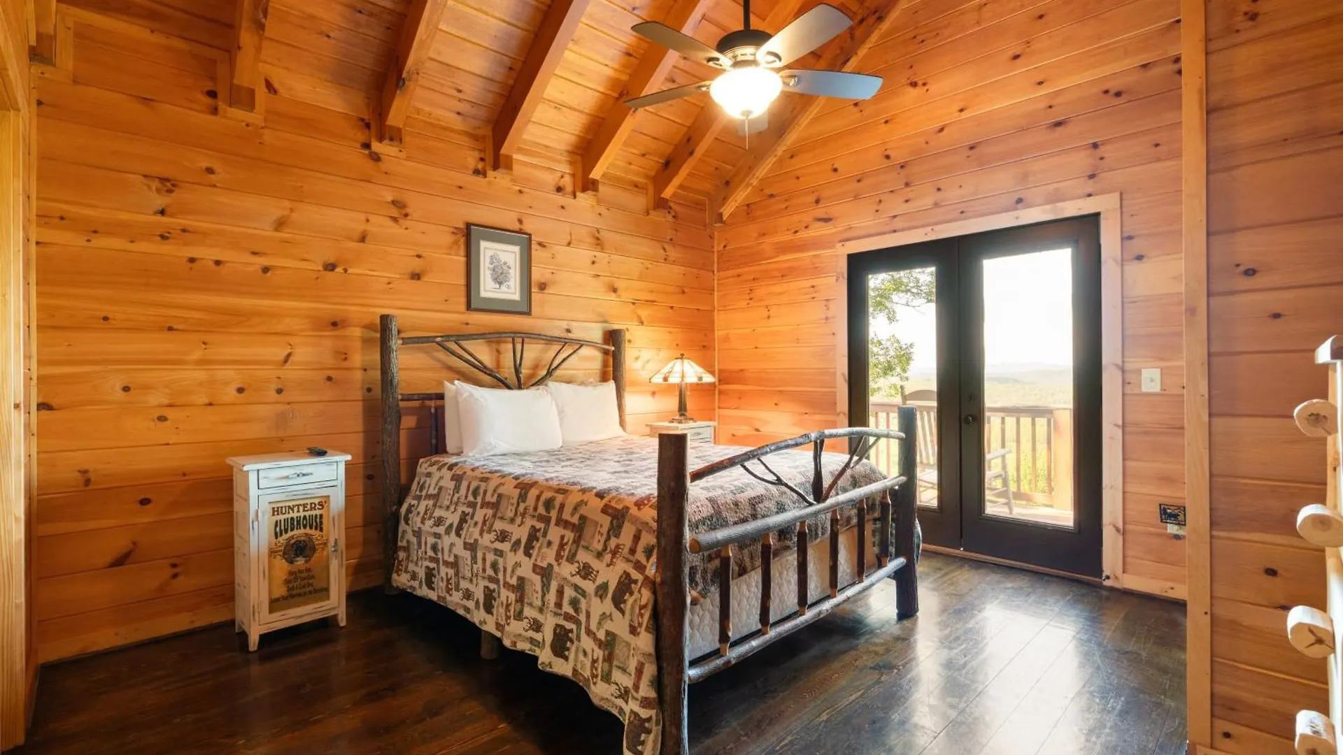 Roscoe's Retreat