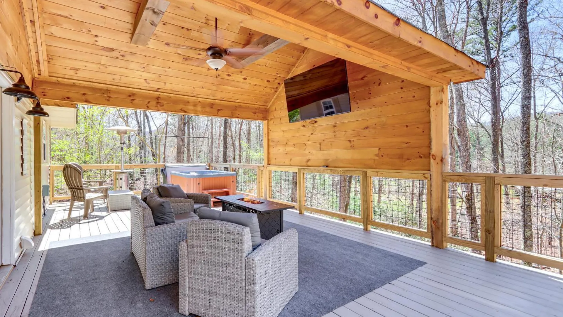 Holiday home Haven Near Hiking, Tubing And Kayaking! *