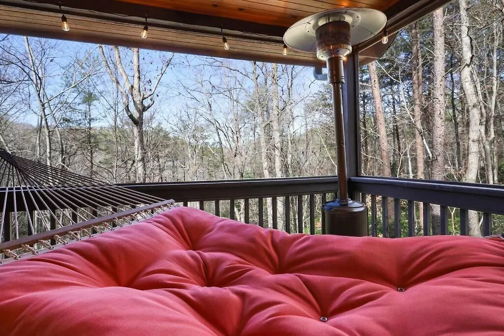 Holiday home Location, Hot Tub, Theater, Outdoor Fireplace