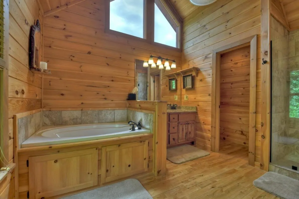 Misty Mountain Hideaway- Stunning Mountain Views Holiday home Blue Ridge