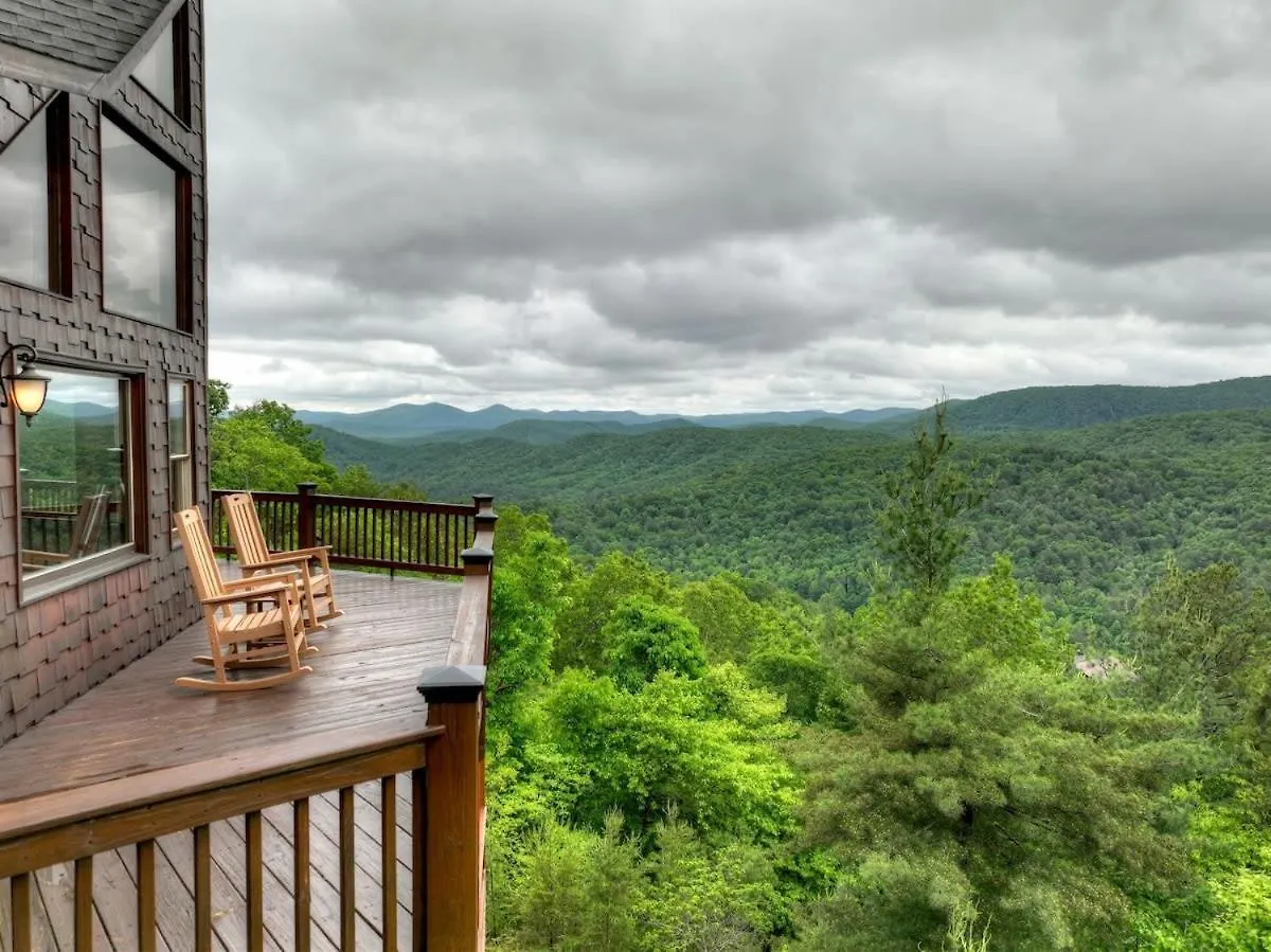 Misty Mountain Hideaway- Stunning Mountain Views Blue Ridge