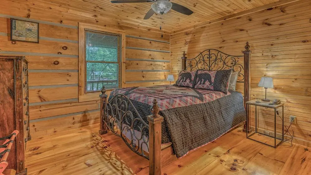 Holiday home Serenity On The Creek Blue Ridge