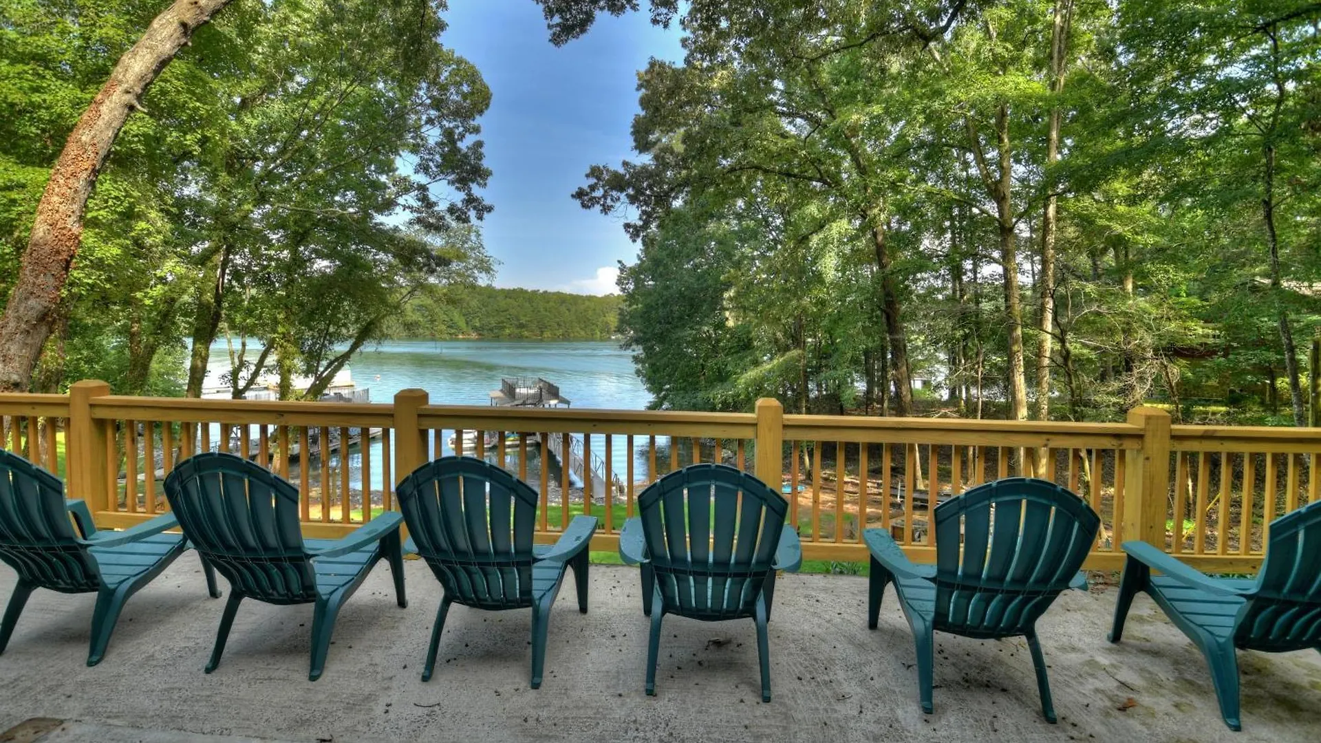 Holiday home Piney Cove *