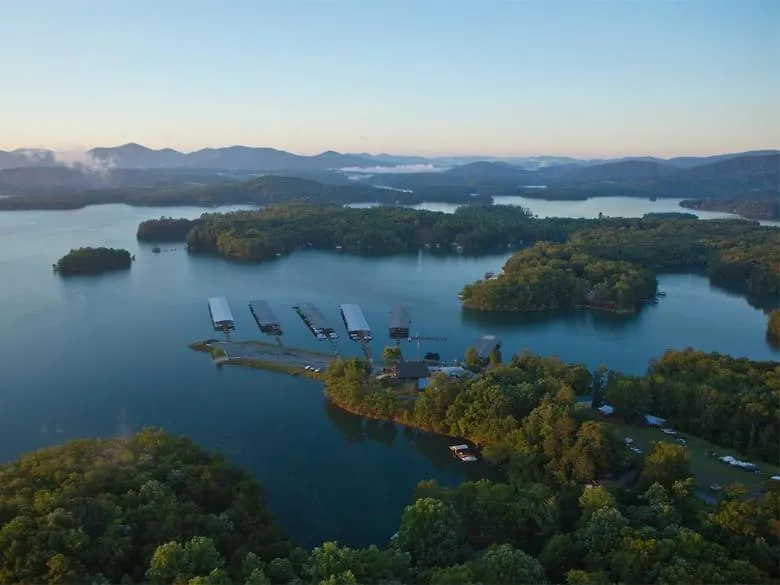 Seven's Heaven W Stunning 5 Star View & Hot Tub Holiday home *
