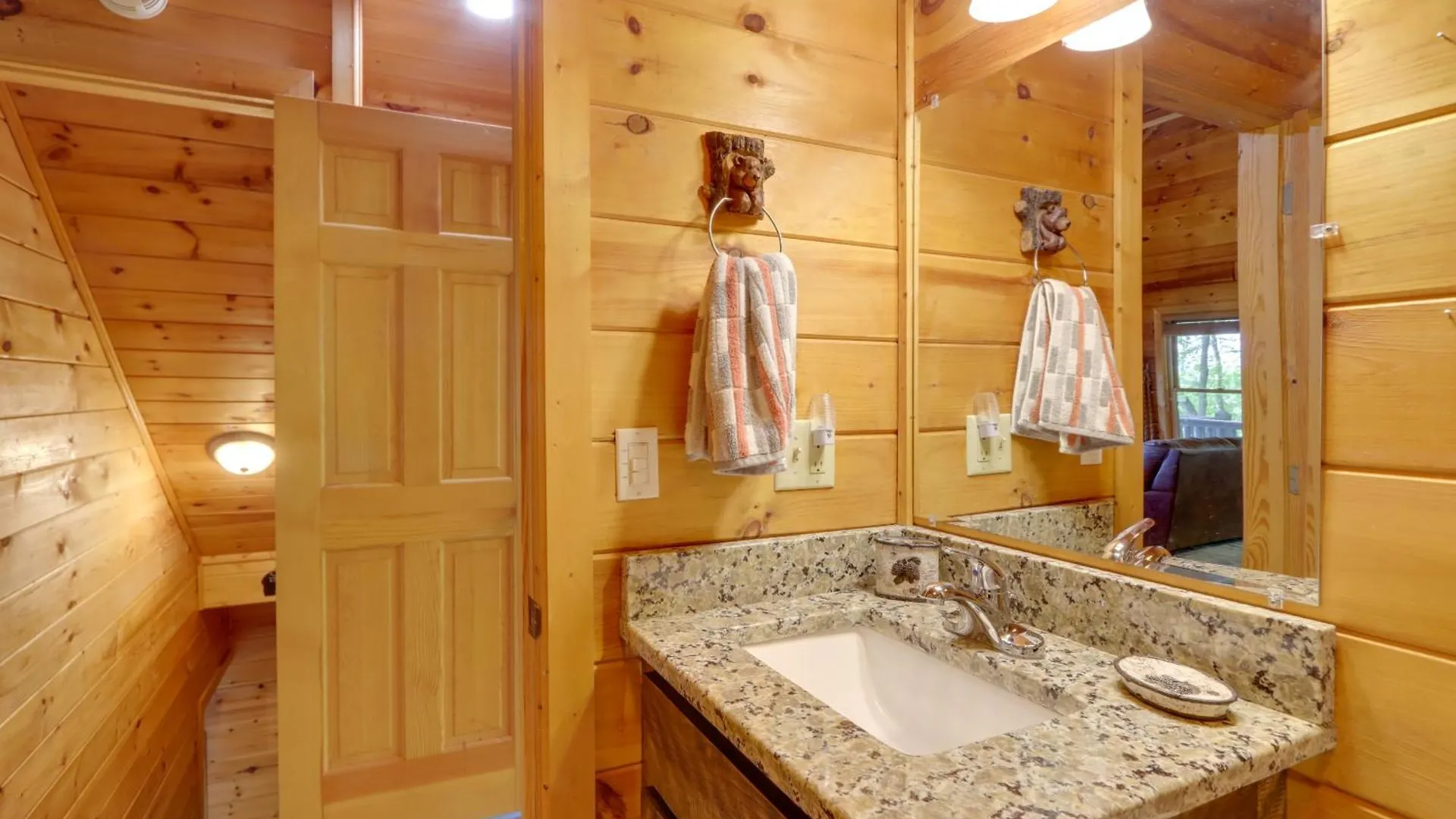 With Mountain Views 6 Mi To Dtwn! Holiday home Blue Ridge