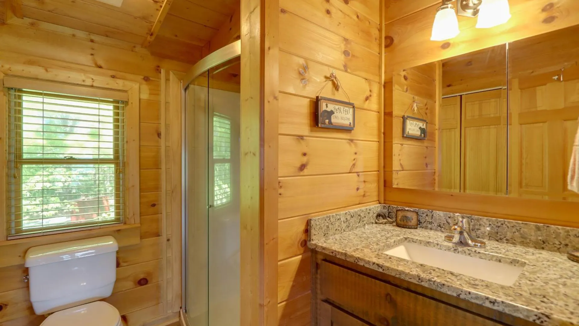 Holiday home With Mountain Views 6 Mi To Dtwn! *