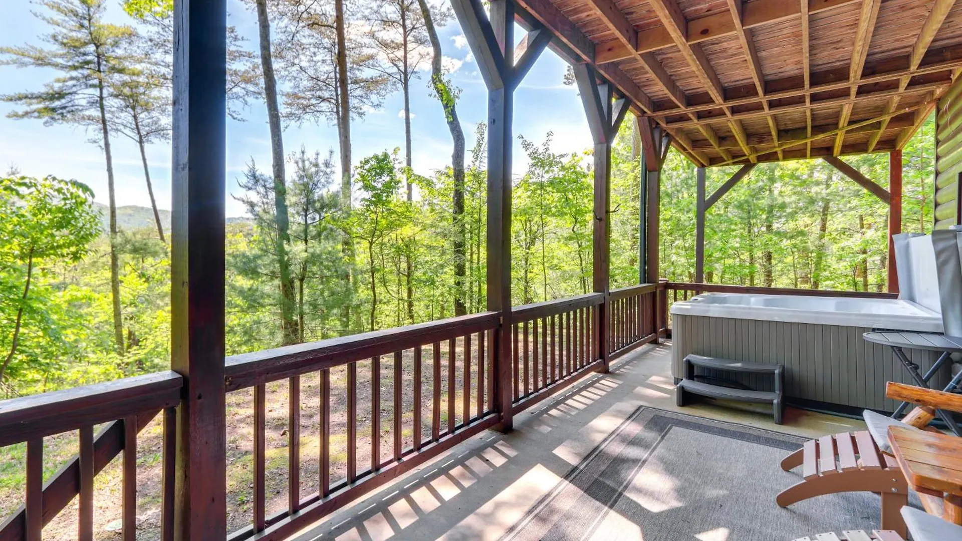 With Mountain Views 6 Mi To Dtwn! Holiday home