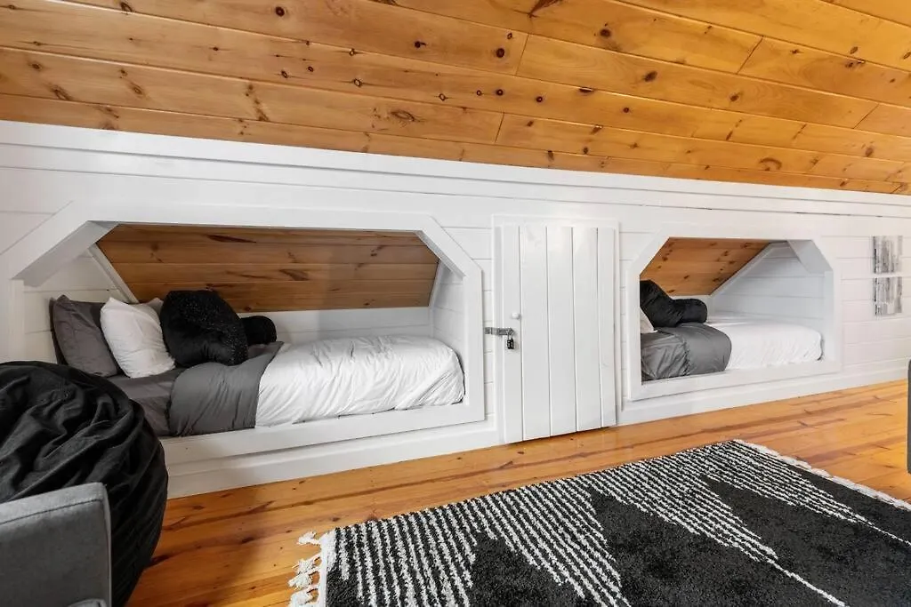 Story Book With Mountain Views, Game Cave, Hot Tub And Close To Downtown * Blue Ridge