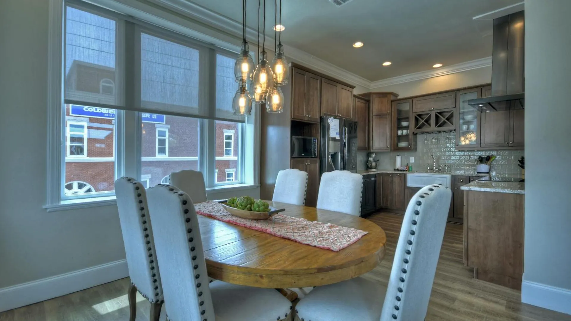 Main Main - Downtown Ga Blue Ridge