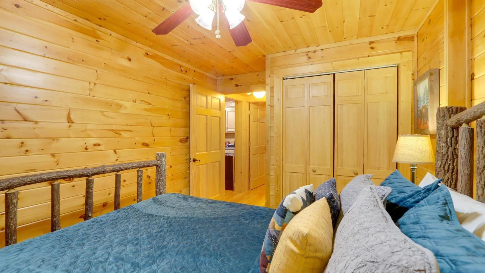Log With Hot Tub And Game Room! Σπίτι διακοπών Blue Ridge