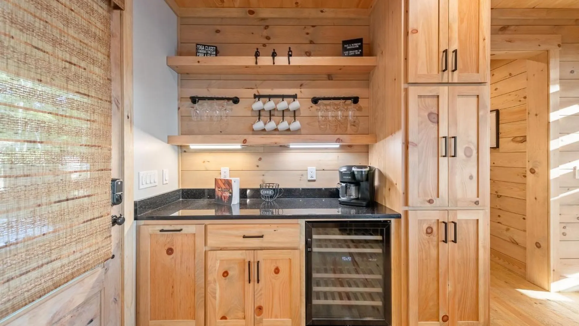 Alpine Vista - Mountain Views - Heights Holiday home