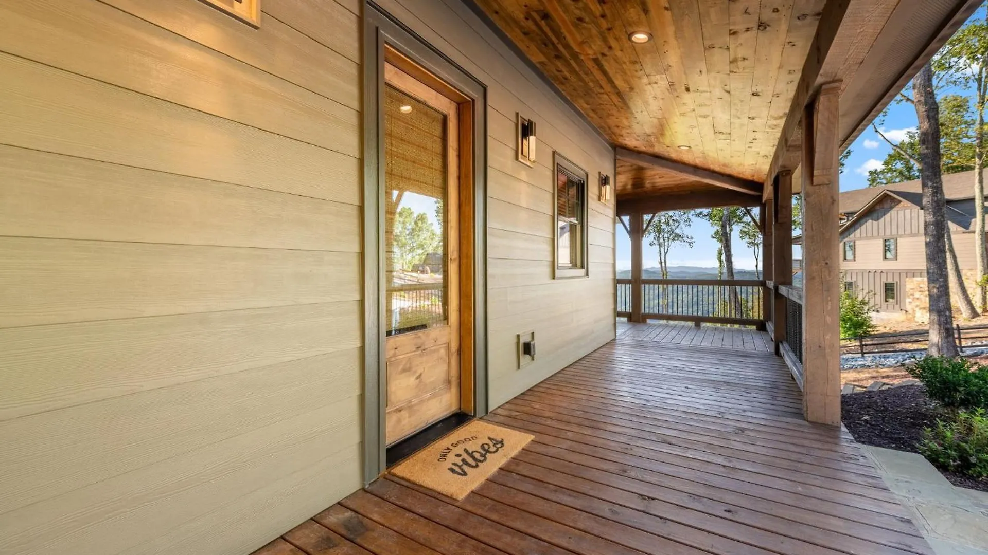 Alpine Vista - Mountain Views - Heights Holiday home