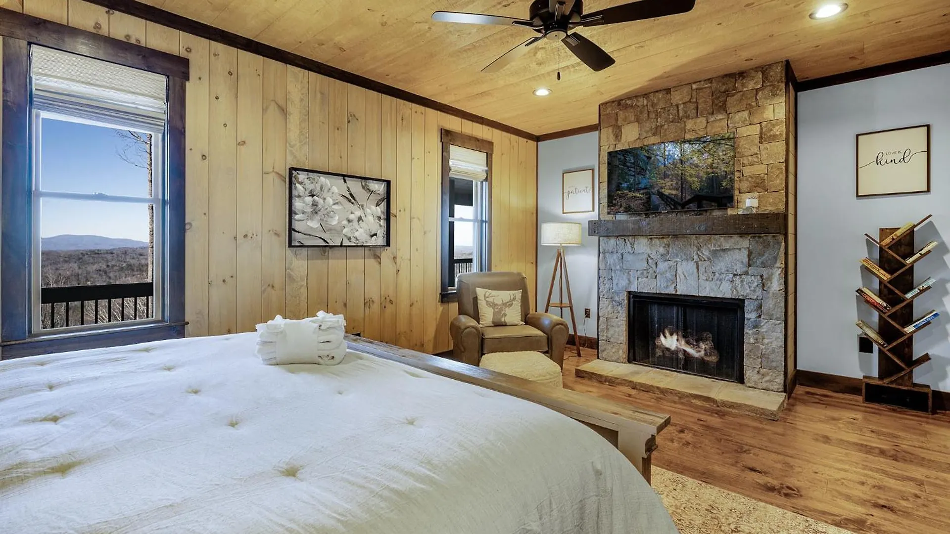 Wine Down Ridge - Heights Community Holiday home *