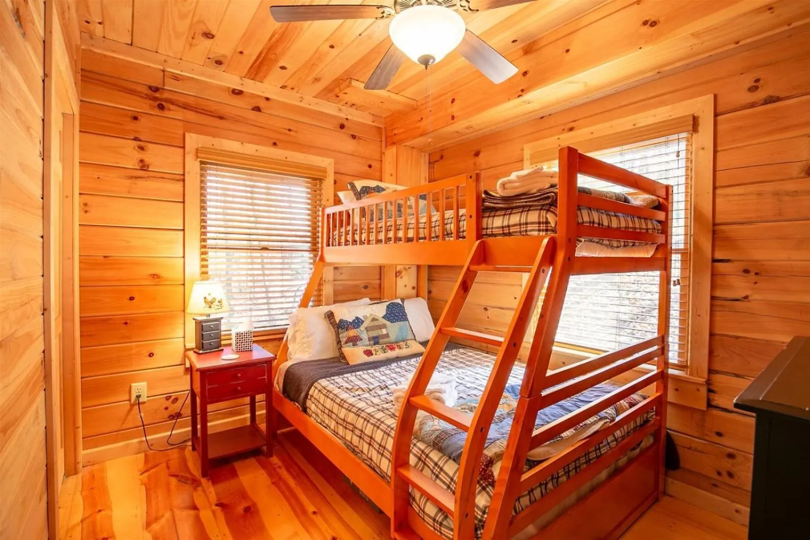 Holiday home Wine Down - Ga - Pet Friendly Blue Ridge
