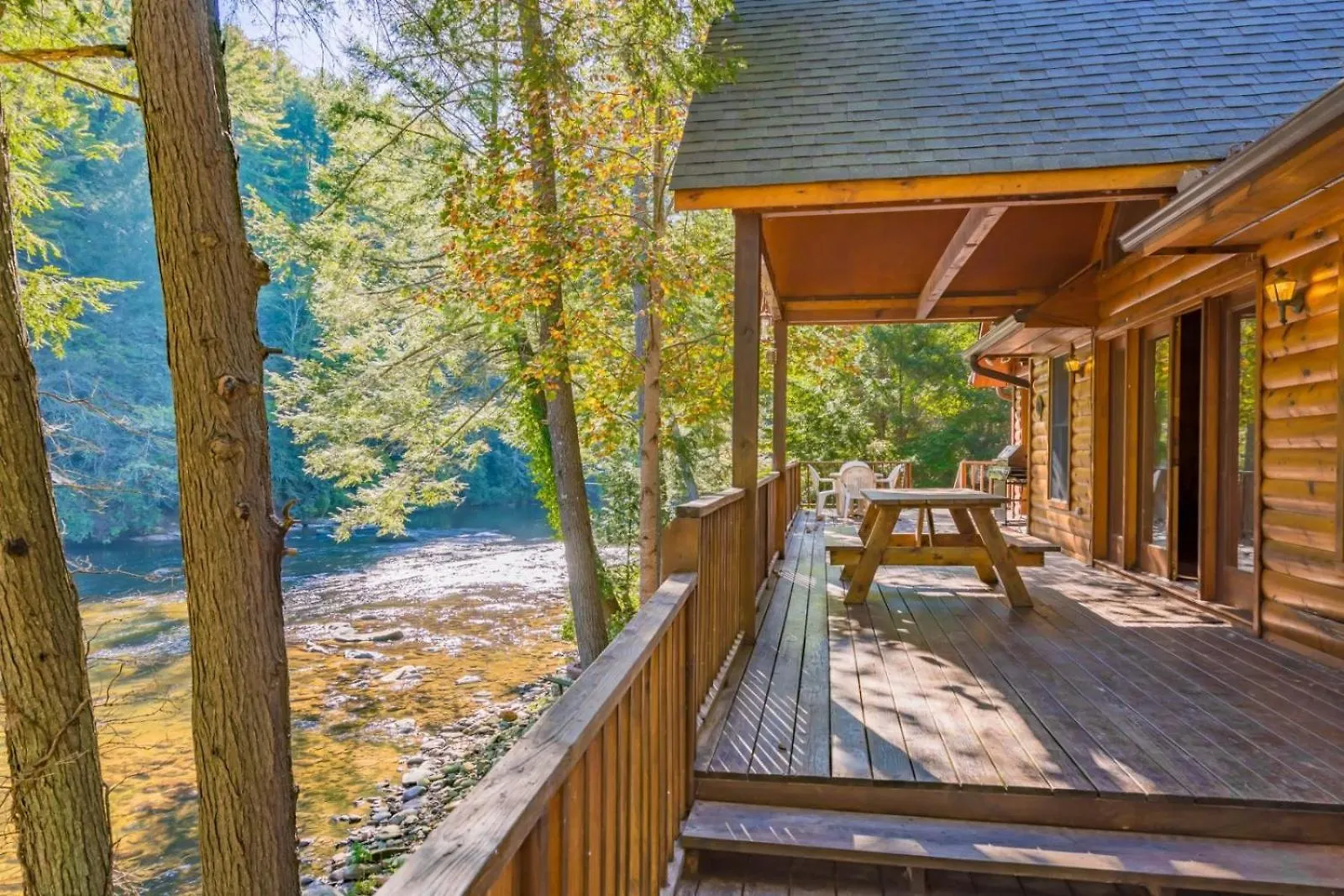 Rivers D Lite - Trout Fishing Tubing Kayaking Holiday home *