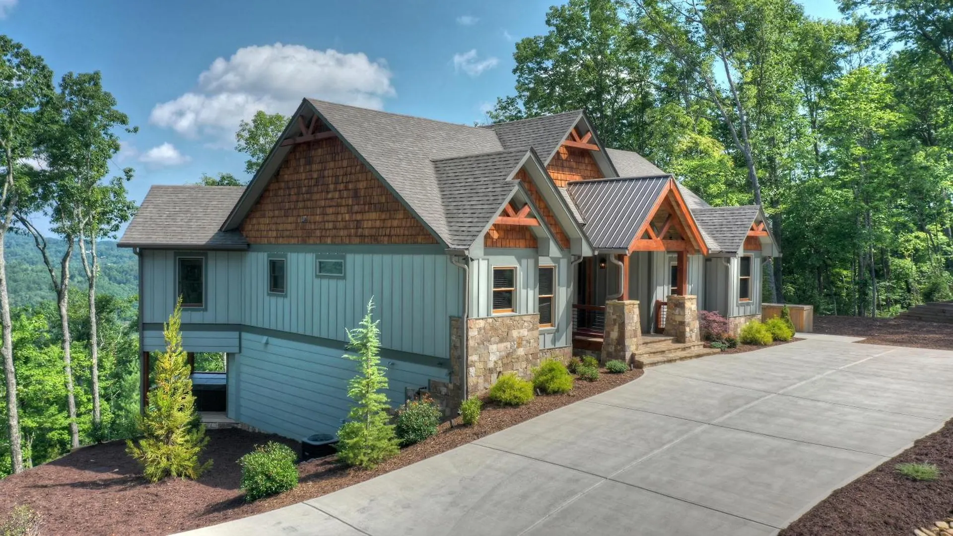 New Heights - Sweeping Mountain Views Await