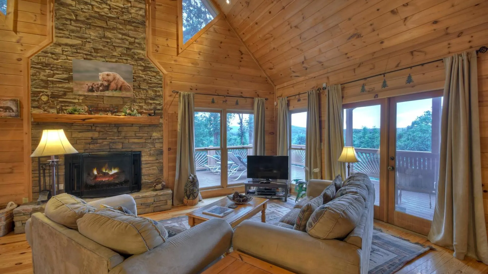 Endless Sunset - Mountain Views And Game Holiday home