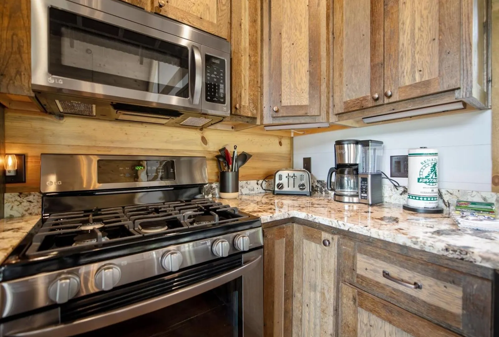 Dream Catcher - 270 Degree Mountain Views Holiday home