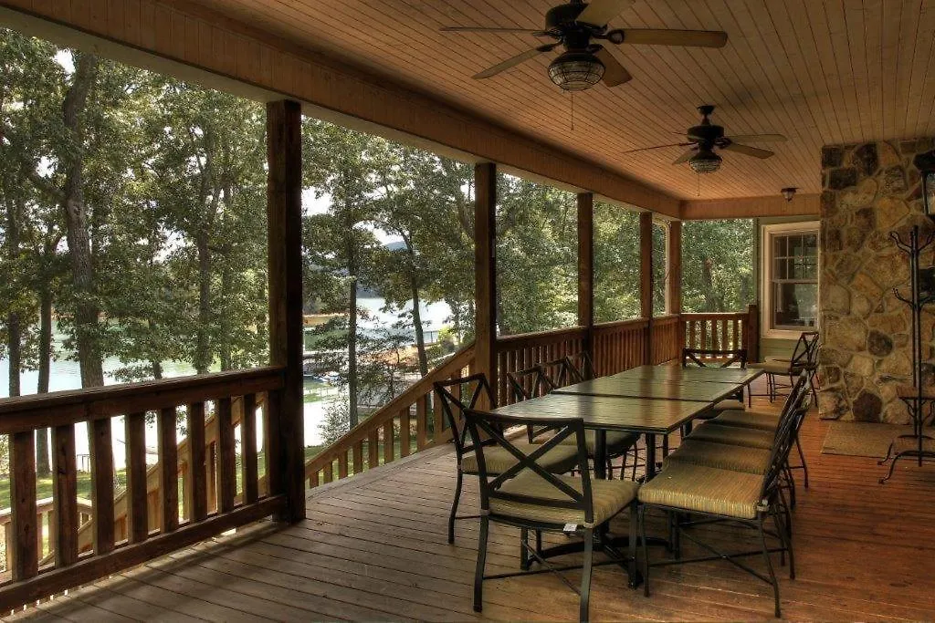 Retreat - Lakefront Luxury * Blue Ridge