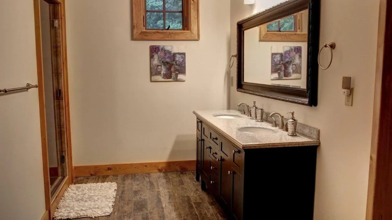 Retreat - Lakefront Luxury * Blue Ridge