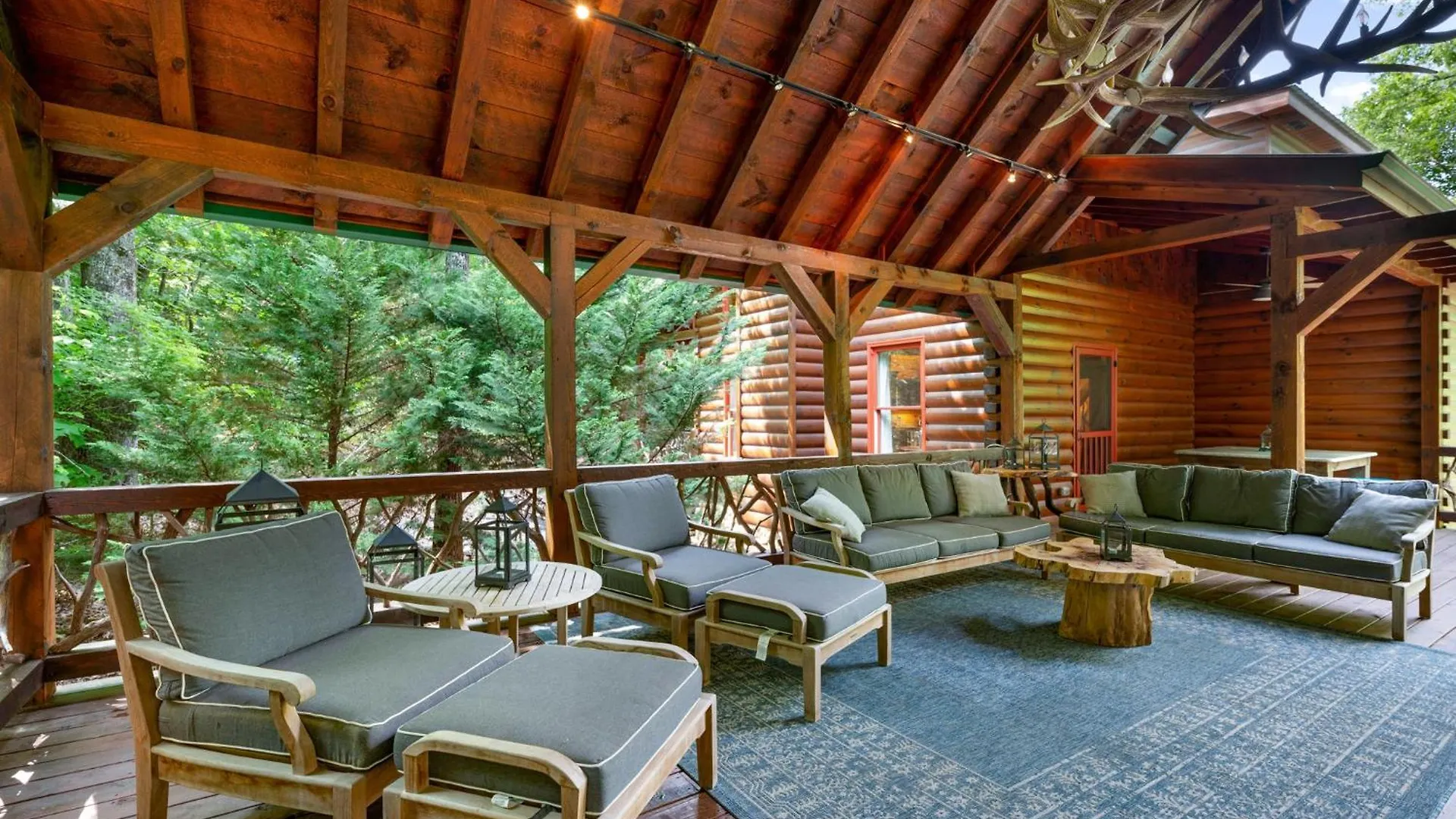 Bentley's Retreat On Overlook - Ga Holiday home