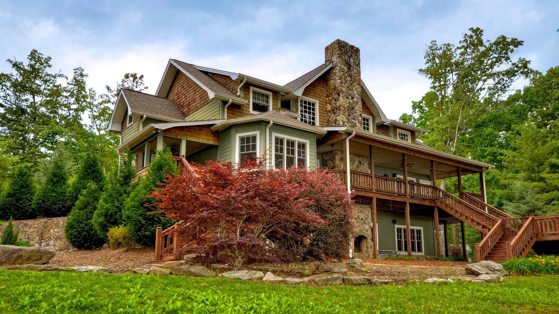 Retreat - Lakefront Luxury *