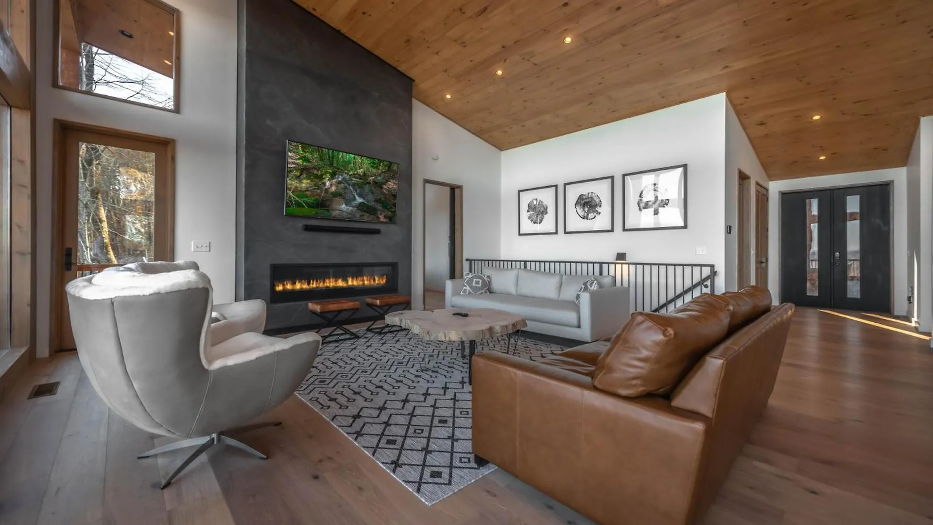 Capstone - Modern Luxury Full Mountain View Holiday home Blue Ridge