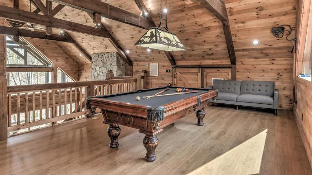 Luxury On The Toccoa Holiday home *