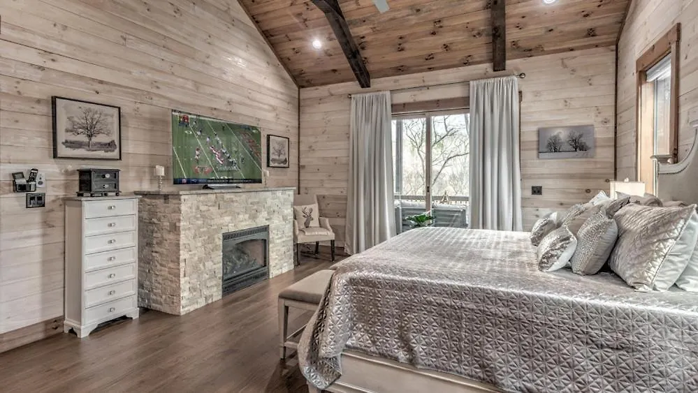 Luxury On The Toccoa Blue Ridge