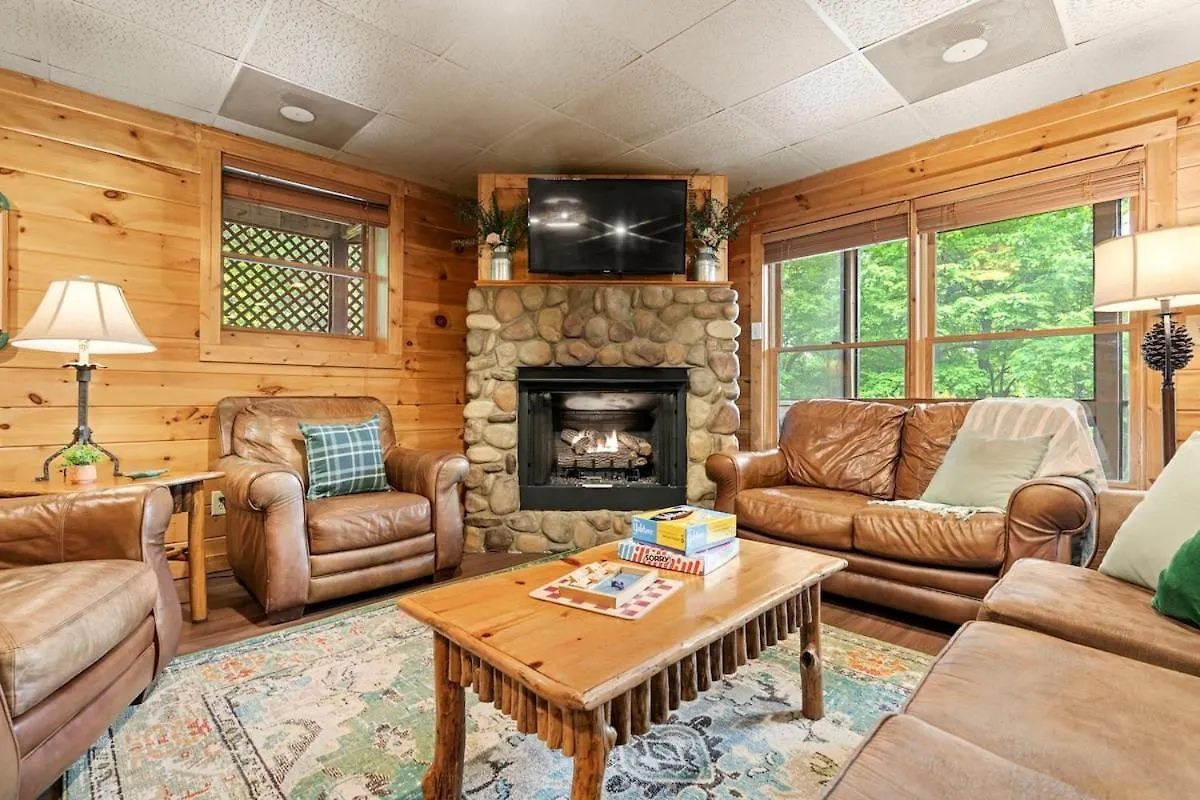 Holiday home Lux 5br W Hot-tub Game & Mountain Views