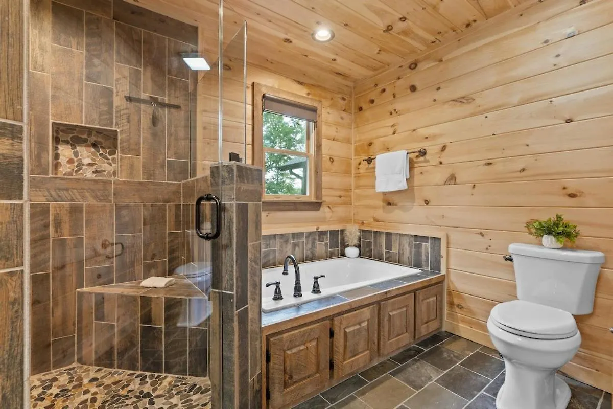 Luxury 4br Game Hot Tub Long-range Mtn View * Blue Ridge