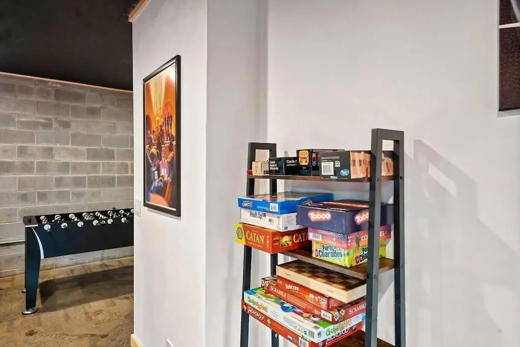 Family-friendly Hot Tub, Game Room, Firepit, Near River * Blue Ridge