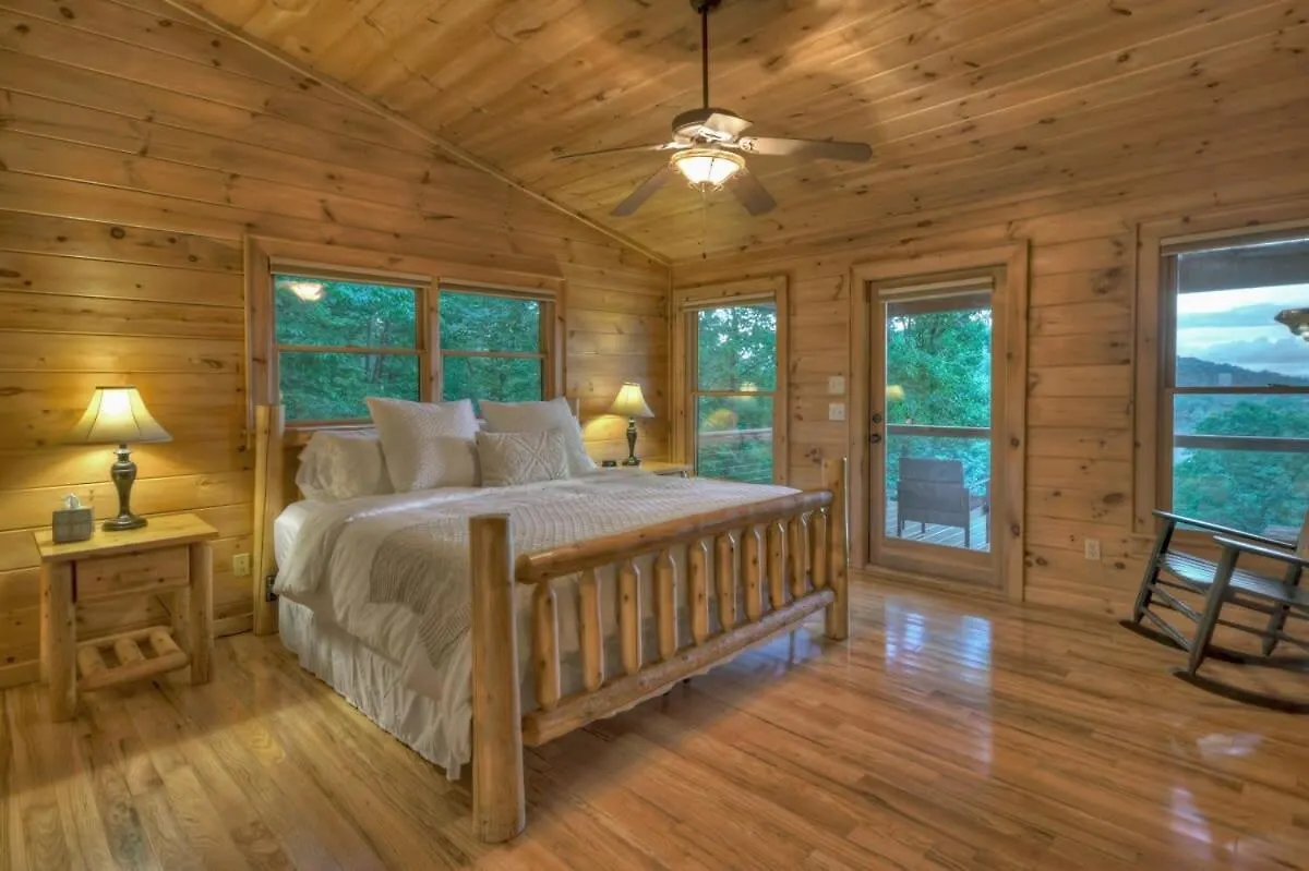 High Camp Retreat W Mtn View Hot Tub Pool Table Holiday home