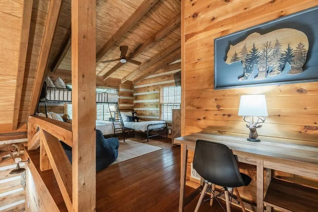 Modern With Luxury Gym, Firepit + Game Room! * Blue Ridge