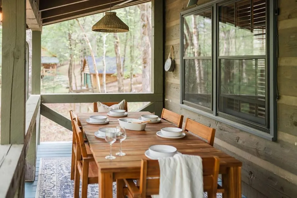 Modern With Luxury Gym, Firepit + Game Room! Apartment Blue Ridge