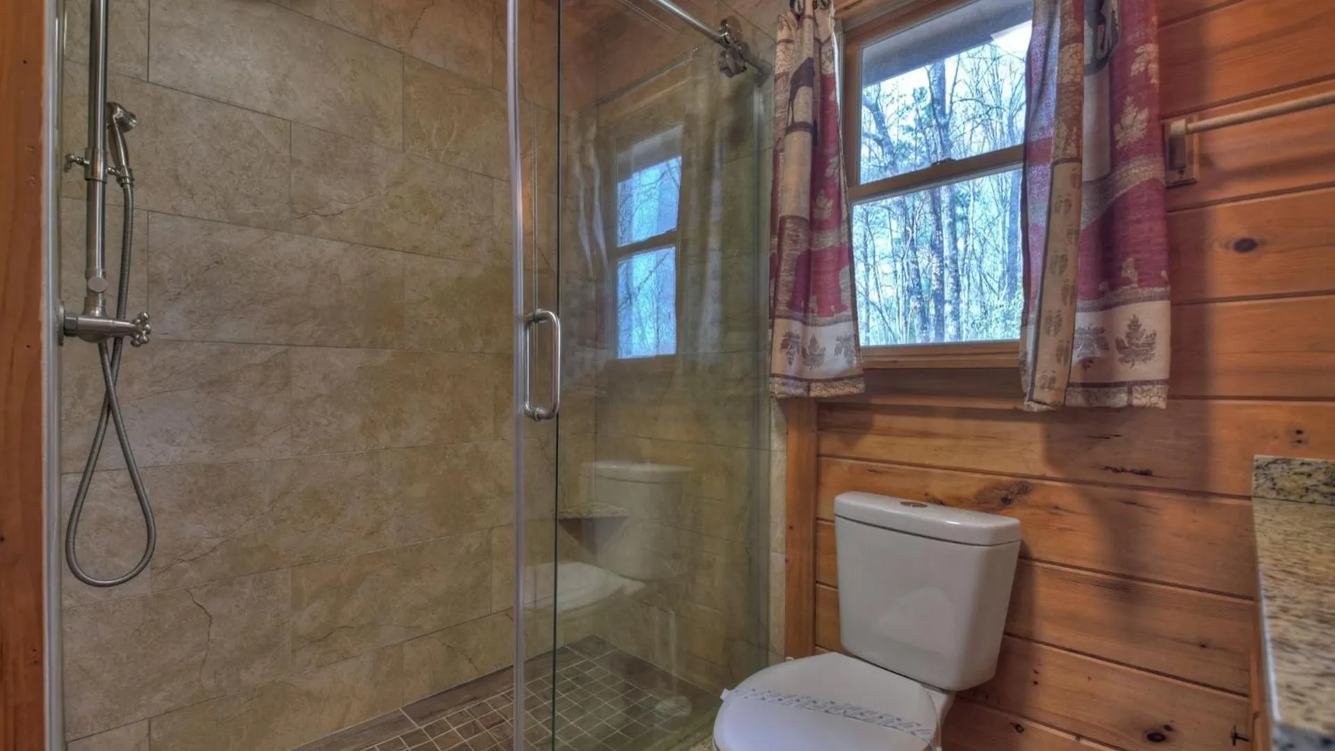 Villa Overlook Retreat - Mountain Views Pet-friendly *