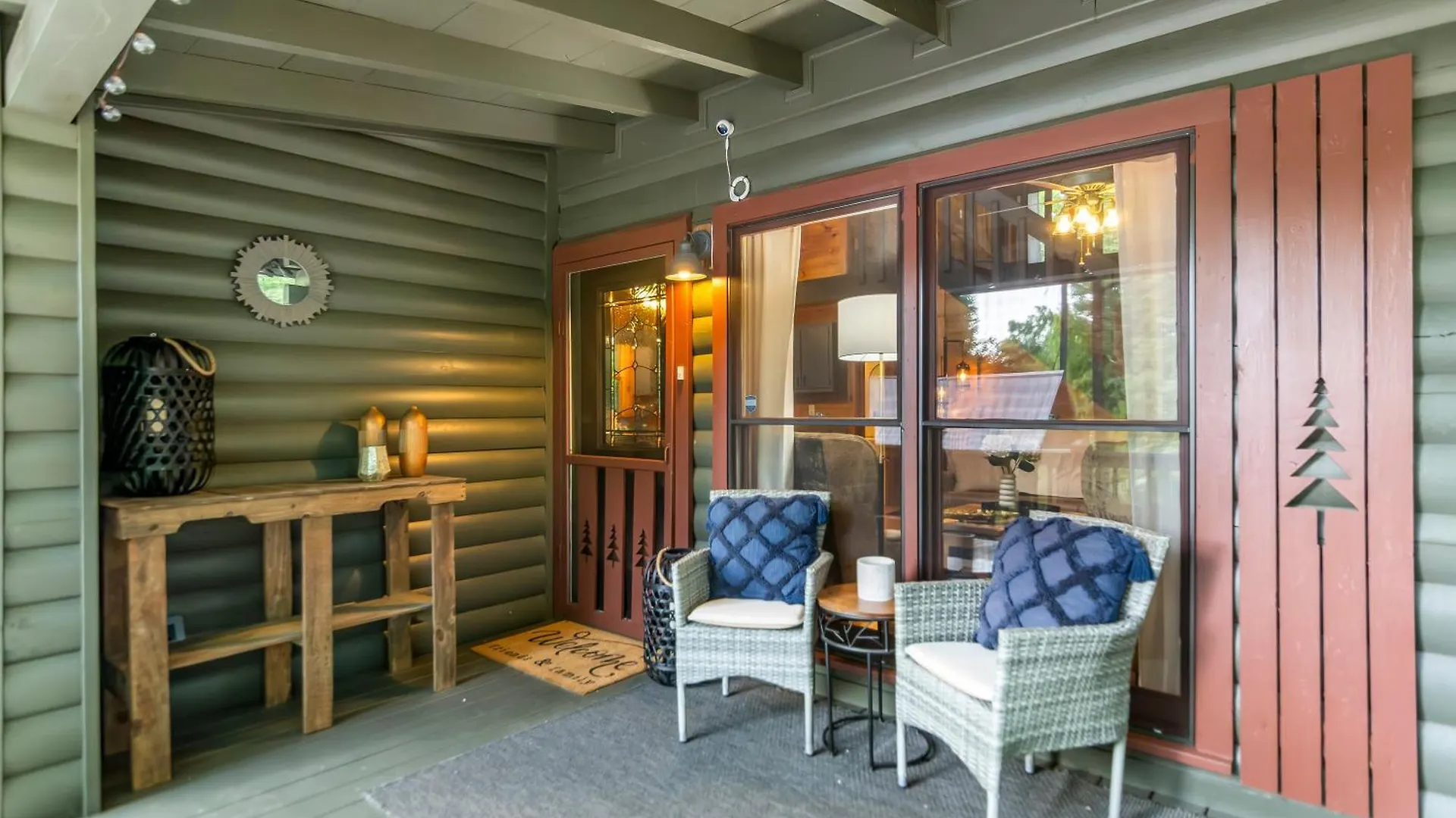 Downward Dog - Hot Tub, Pool Table, Fireplace, Yoga Den *