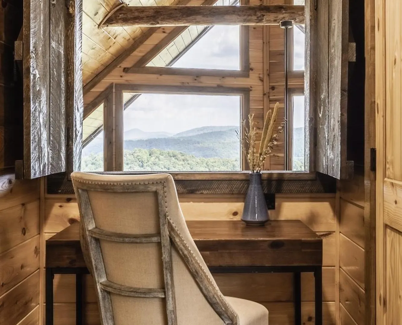 Lookout - Luxurious Mountain Holiday home Blue Ridge