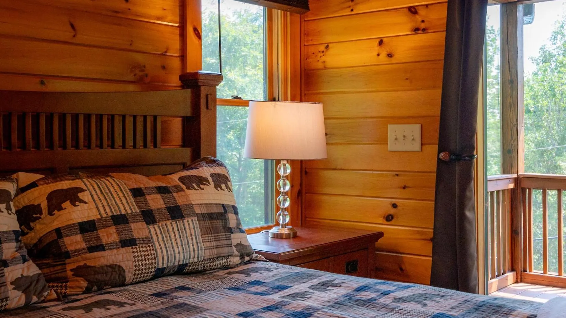 Escape To Dream Catcher - Pet Friendly Holiday home Blue Ridge