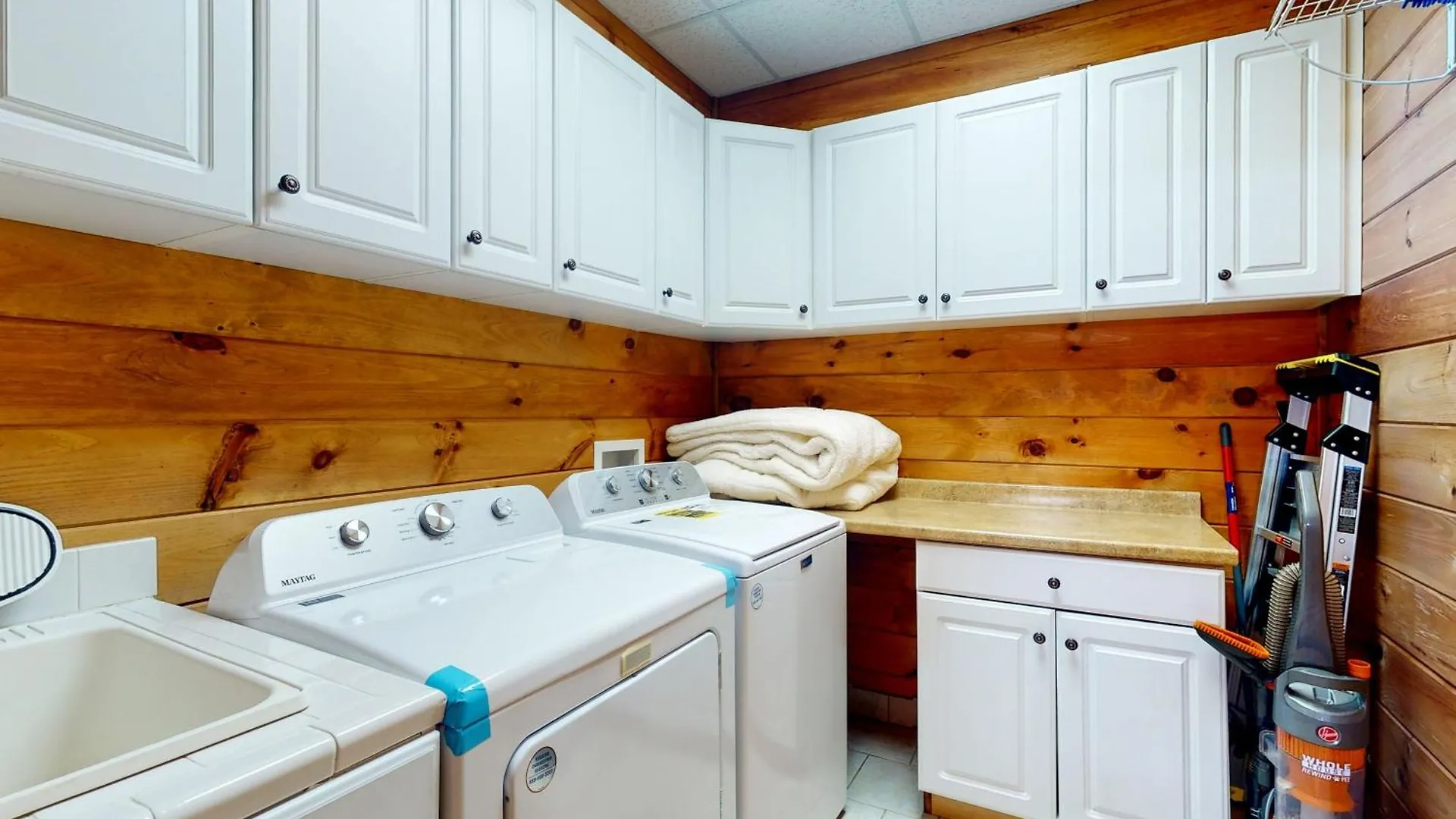 Mountainview Timber Retreat