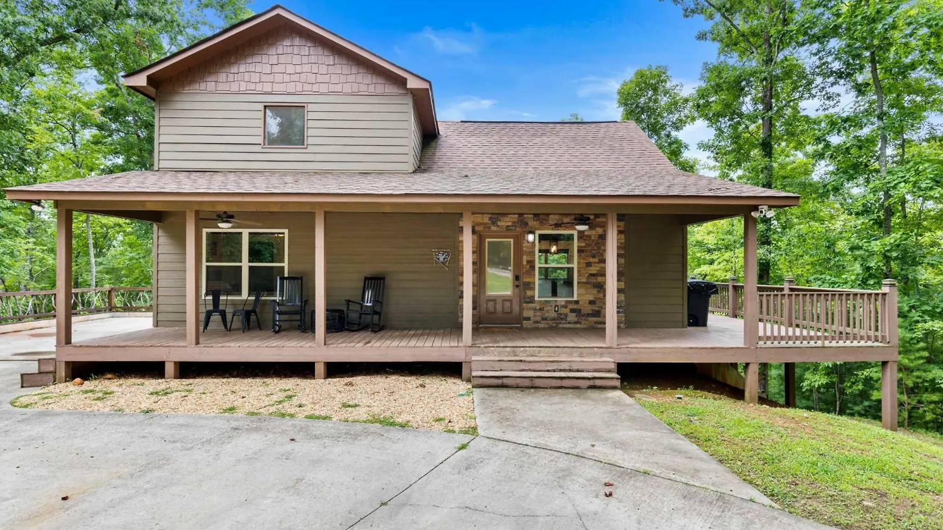 7 Min To Dt Blue Ridge~hot Tub~fire Pit~sleeps 12 * Blue Ridge