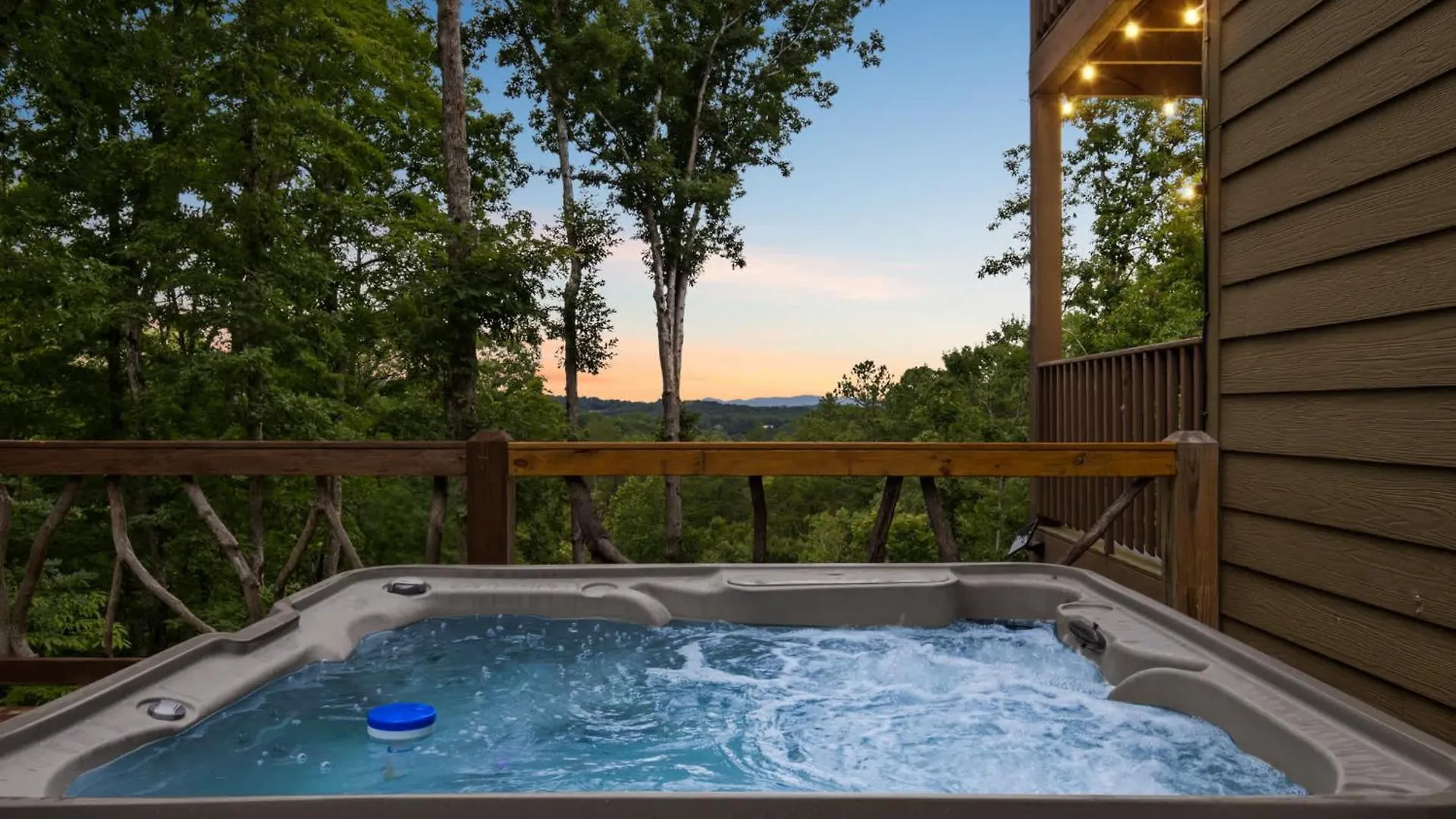 7 Min To Dt Blue Ridge~hot Tub~fire Pit~sleeps 12 * Blue Ridge