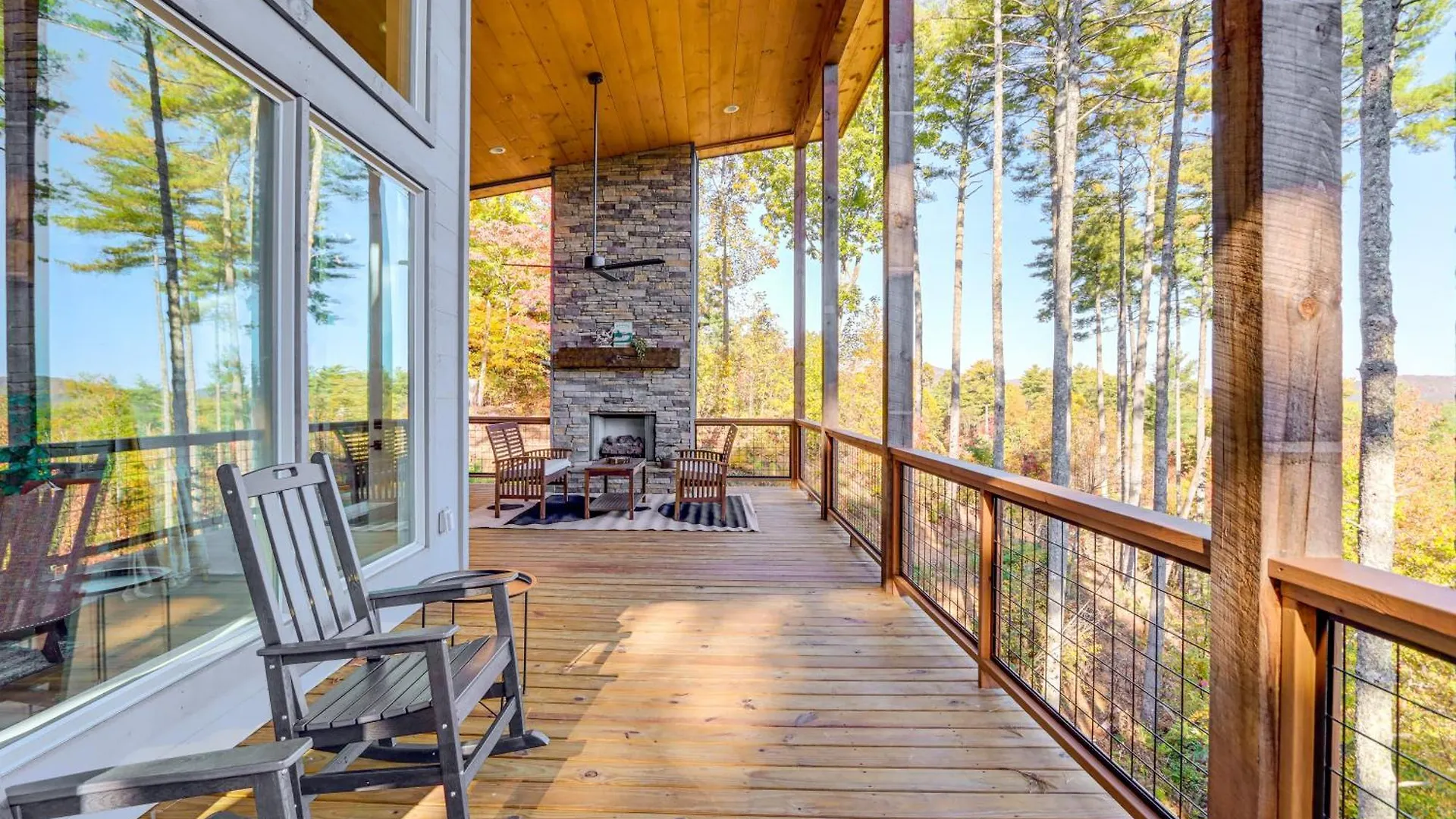 Modern Mtn With Deck And Views In Blue Ridge! Blue Ridge