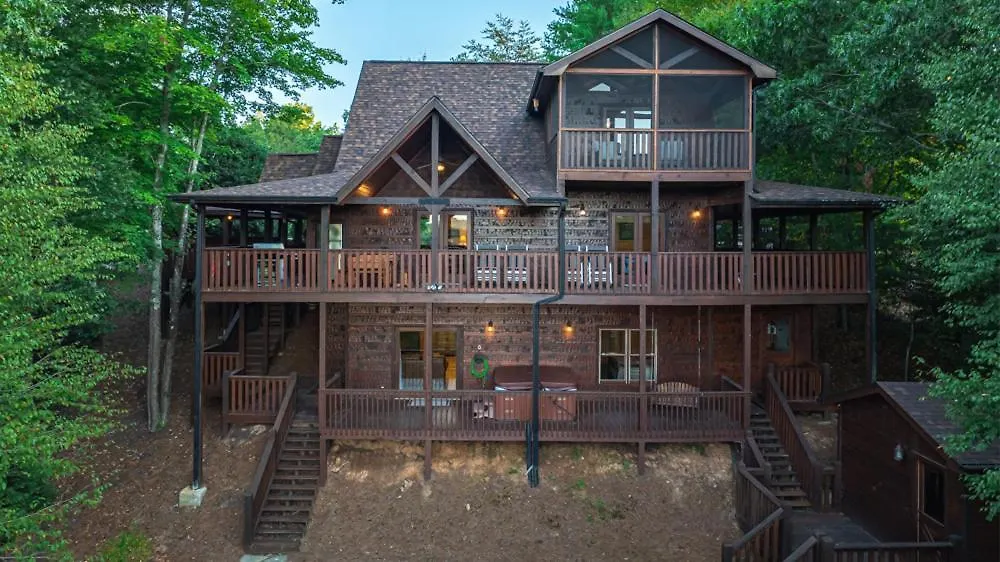 Black Bear Hollow Tatil Evi *